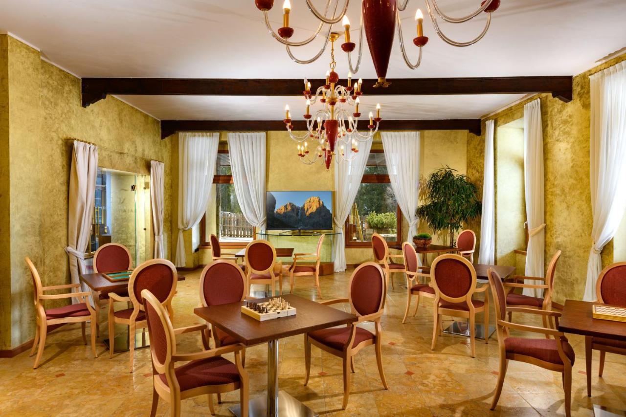 Carlo Magno Hotel Spa Resort Madonna di Campiglio Exterior photo