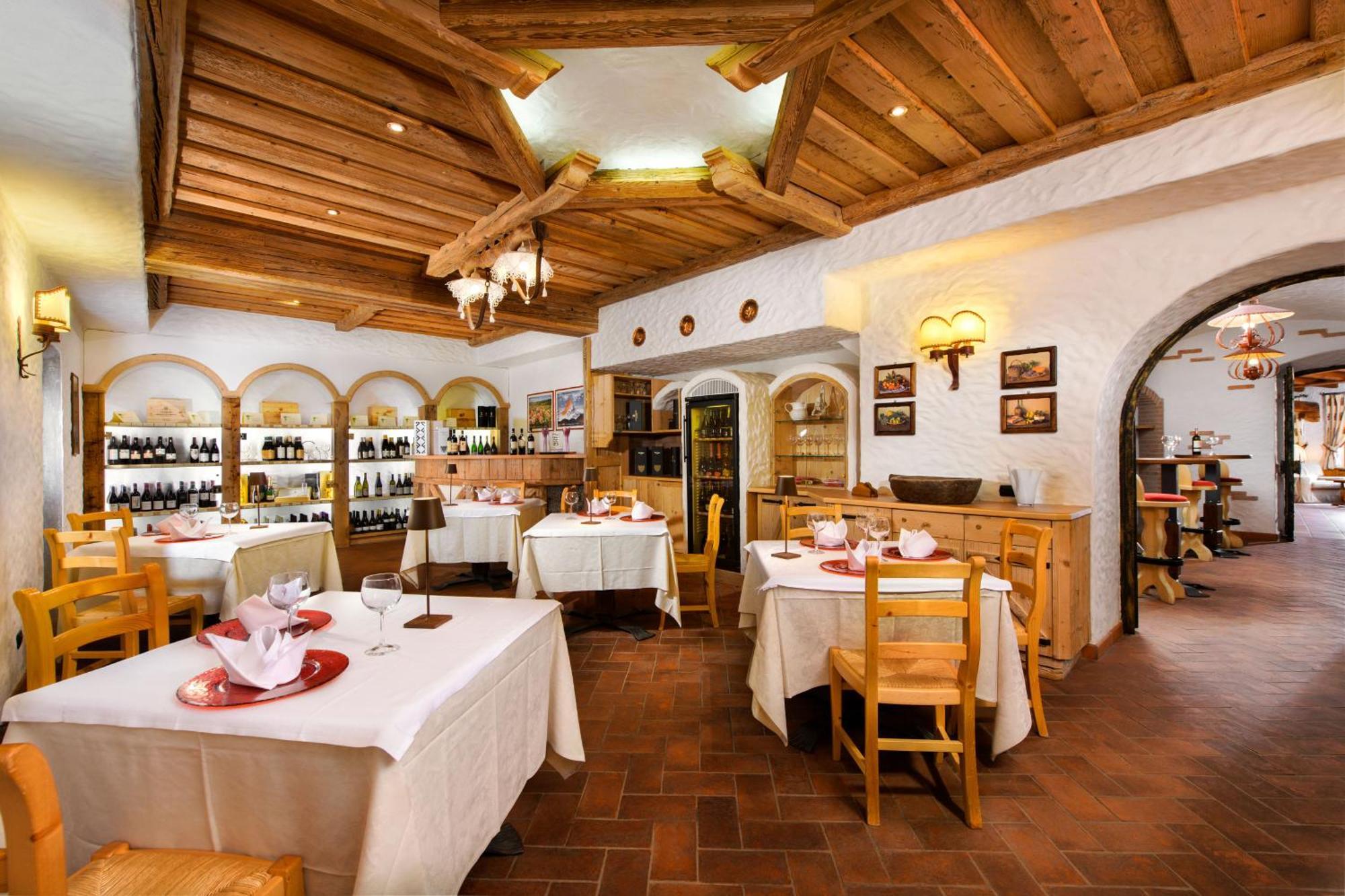 Carlo Magno Hotel Spa Resort Madonna di Campiglio Exterior photo