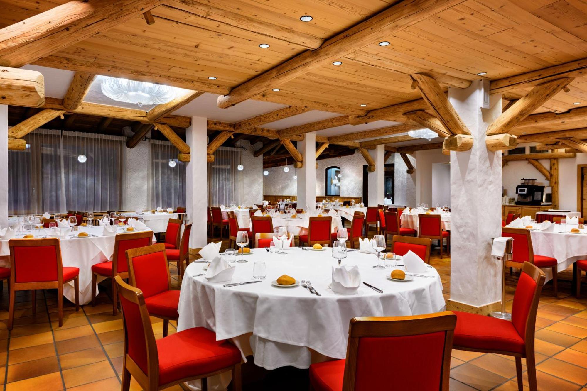Carlo Magno Hotel Spa Resort Madonna di Campiglio Exterior photo