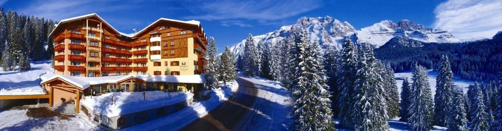 Carlo Magno Hotel Spa Resort Madonna di Campiglio Exterior photo