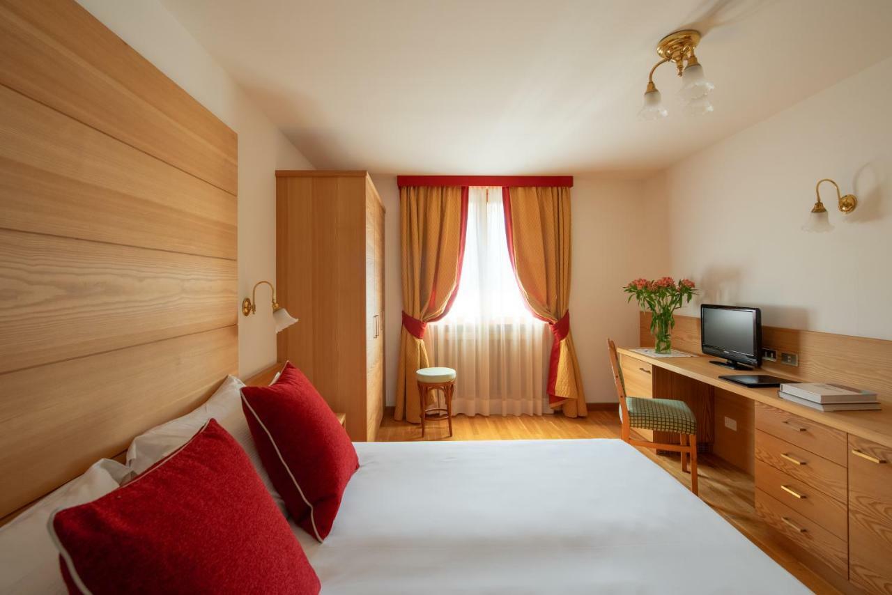 Carlo Magno Hotel Spa Resort Madonna di Campiglio Exterior photo